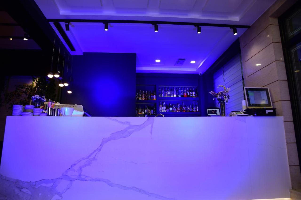 Hotel Comfort Тирана Экстерьер фото