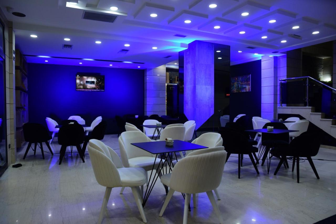 Hotel Comfort Тирана Экстерьер фото